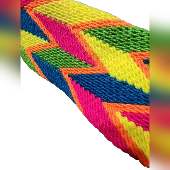 Wayuu Mochila 100% Handmade Bucket Crossbody - Picture 7 of 12